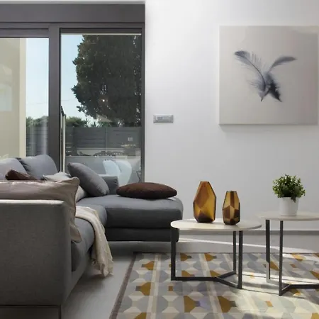 Daire Fasana-apartment 1 By Vivi Rent